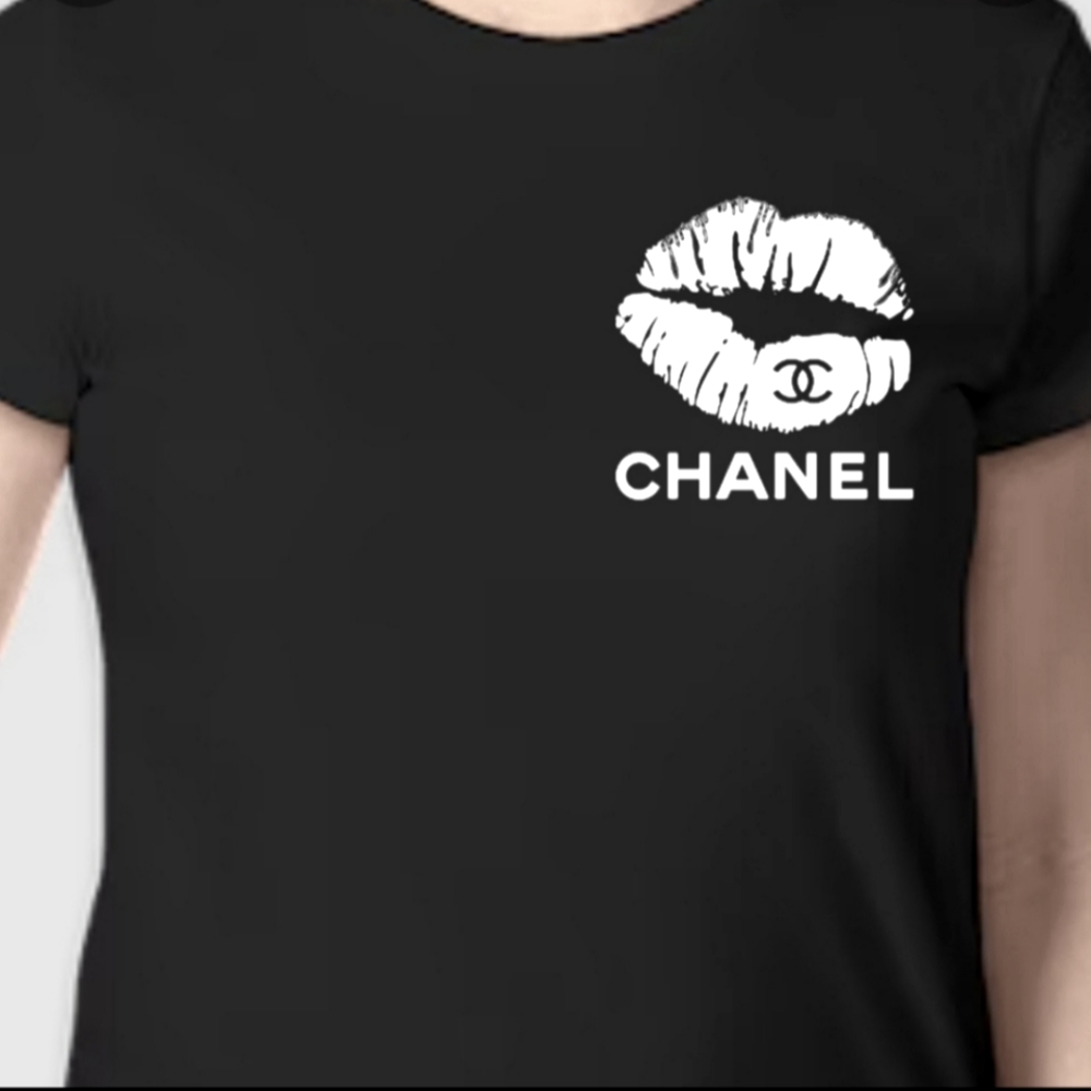 Lips chanel Women 👕 t-shirt
